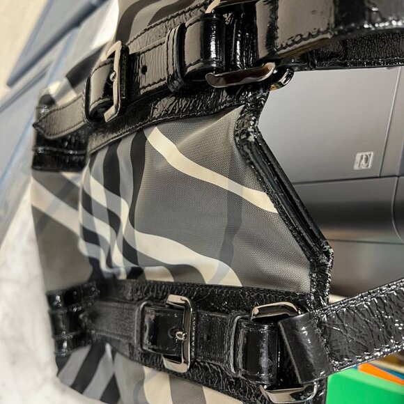 Burberry Beat Shoulder bag - Picture 7 of 8